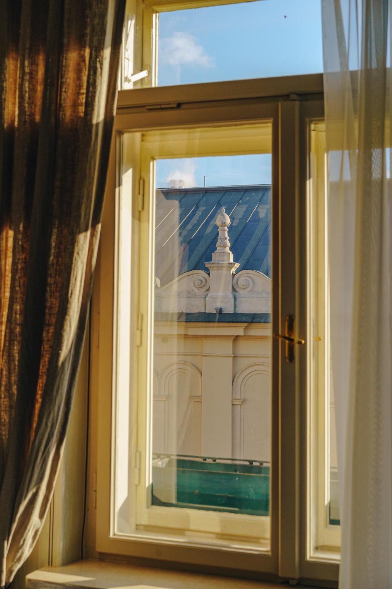 H15 Francuski Hotel 5*