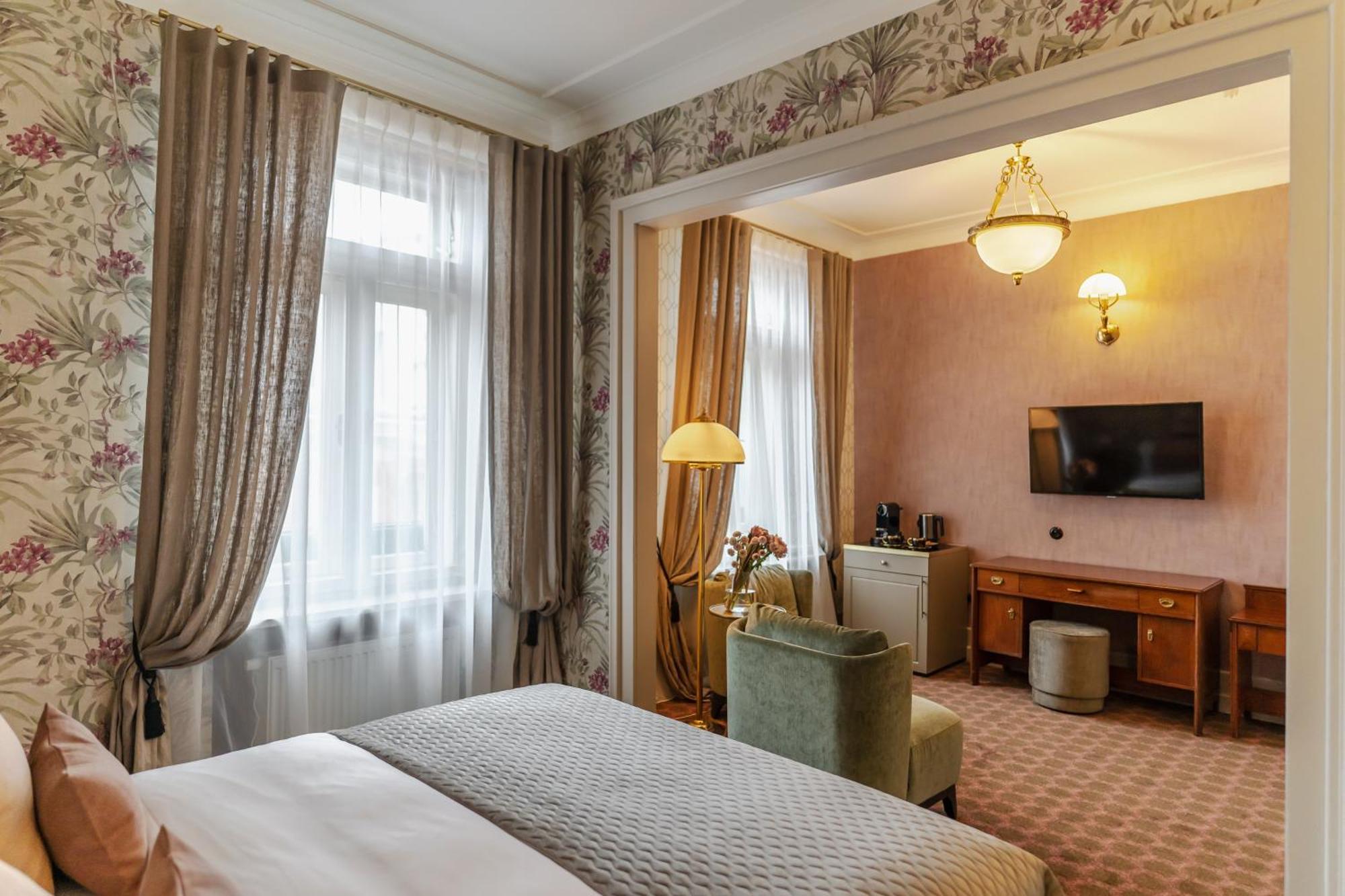 H15 Francuski 5* Krakau